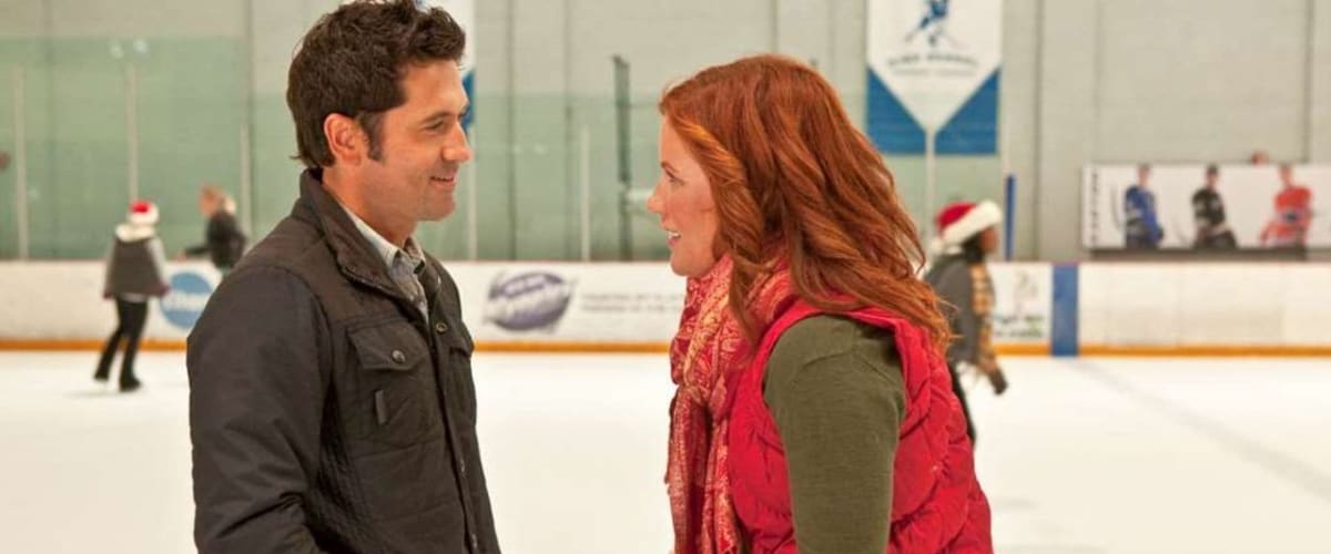 Watch 12 Wishes of Christmas