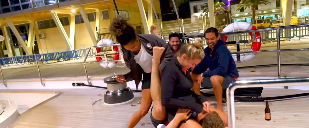 Below deck discount season 3 stream