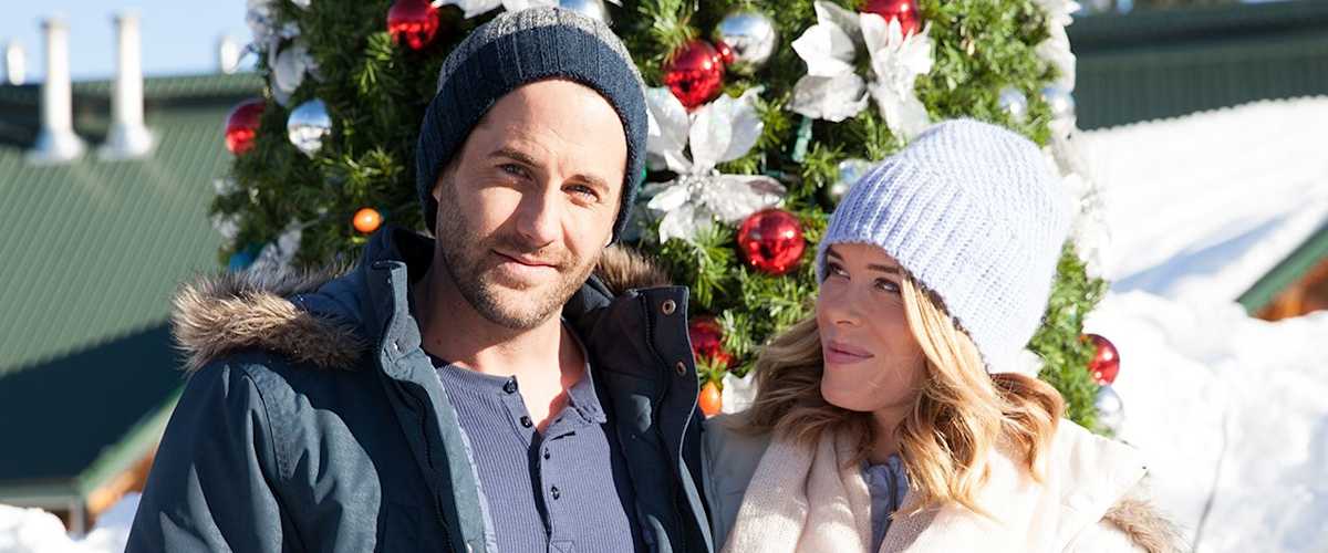 Falling For Christmas