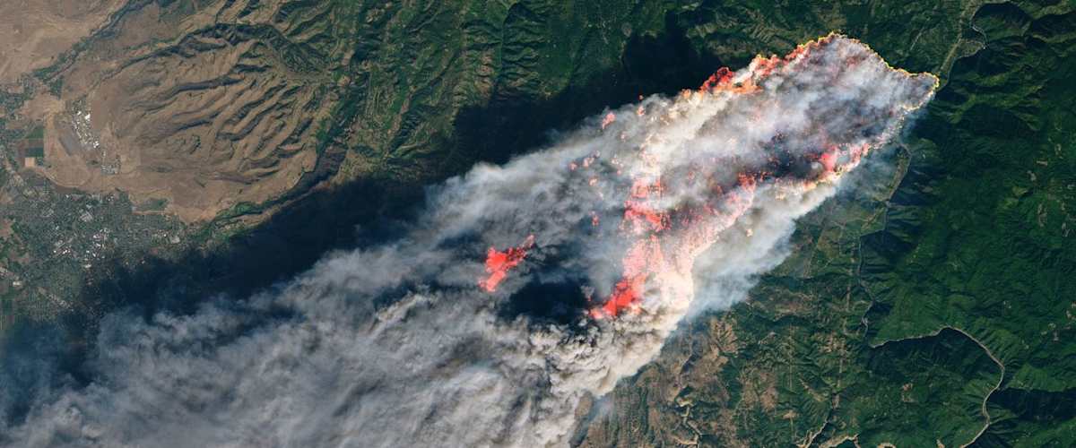 Watch Fire in Paradise