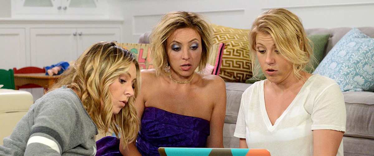 Watch Hollywood Darlings - Season 2