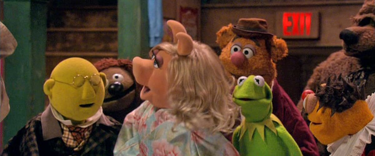 Watch Its A Very Merry Muppet Christmas Movie