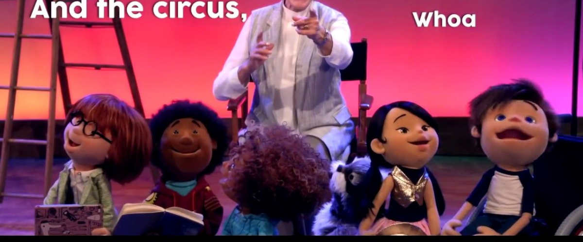 Watch Julie's Greenroom - season 1