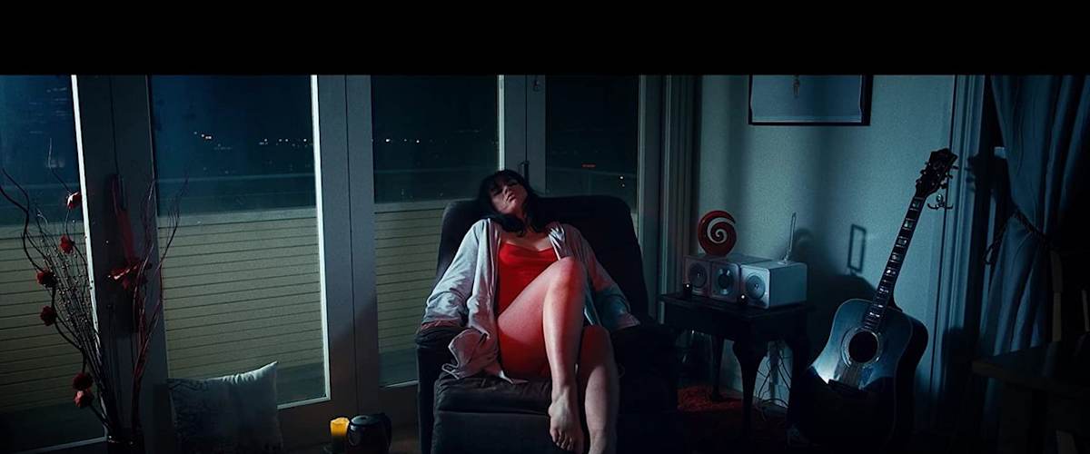 Killer Sofa