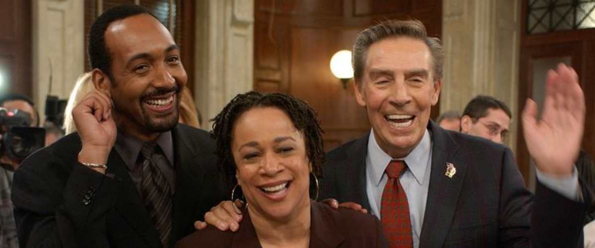 Watch Law and Order - Season 1