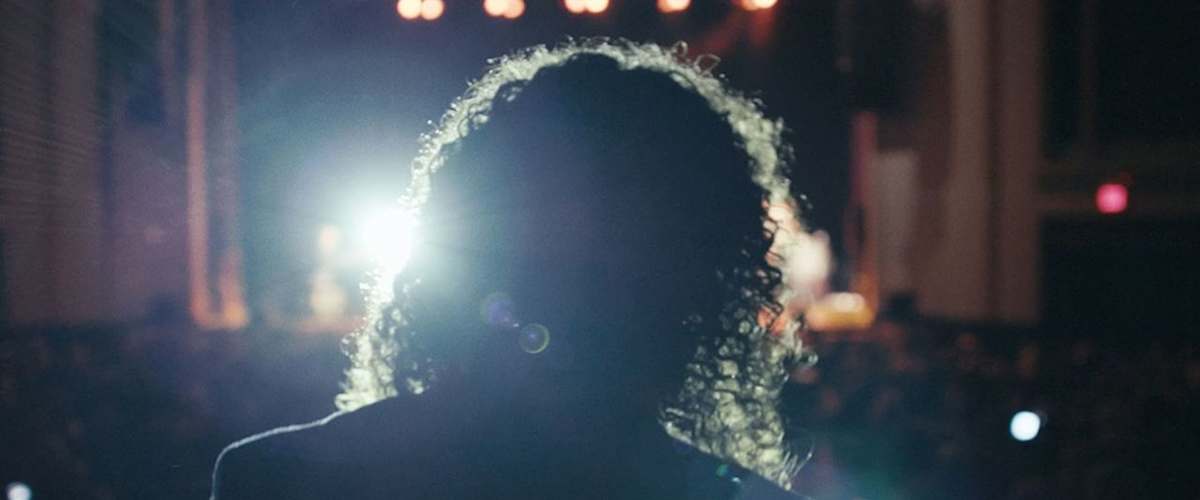 Watch Listening to Kenny G