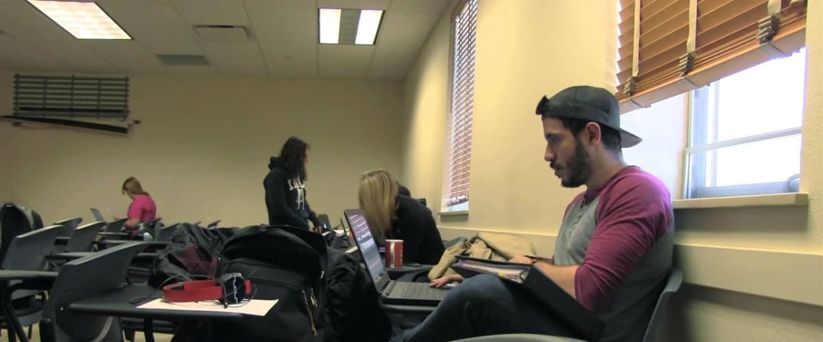 Watch Model Citizens