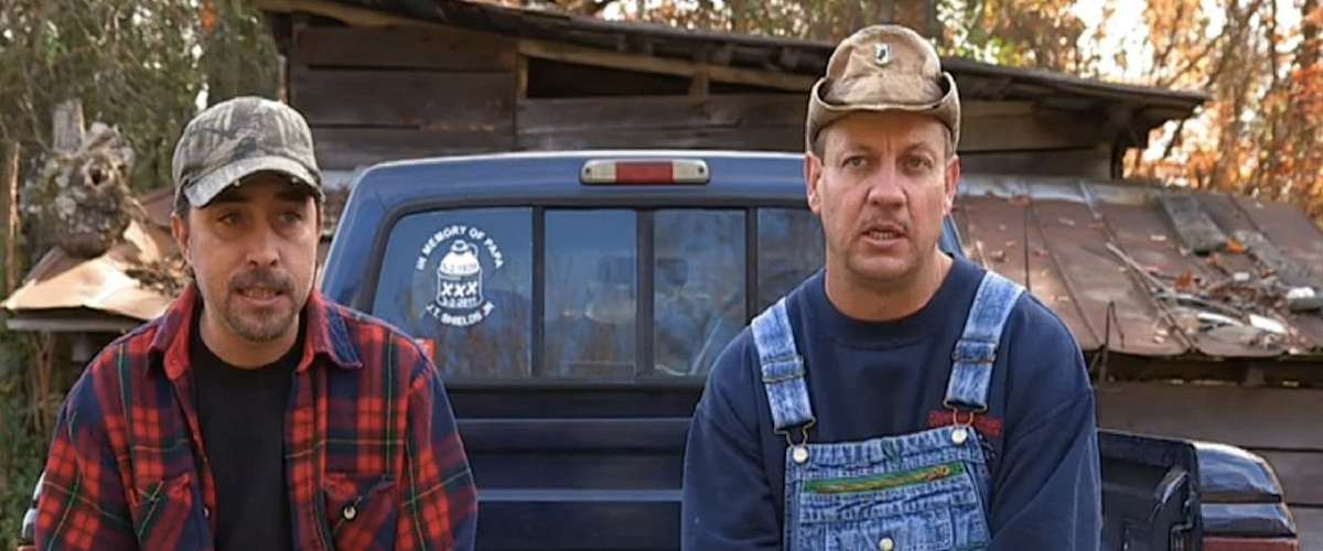 Watch Moonshiners - Season 1