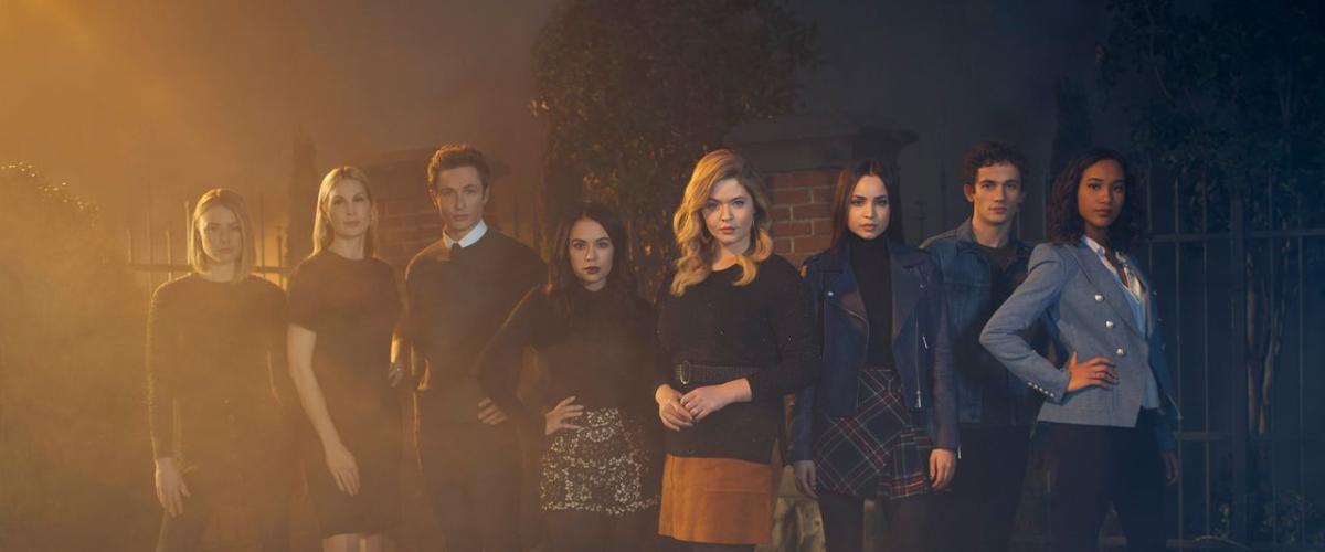 Pretty little liars deals the perfectionists online hd