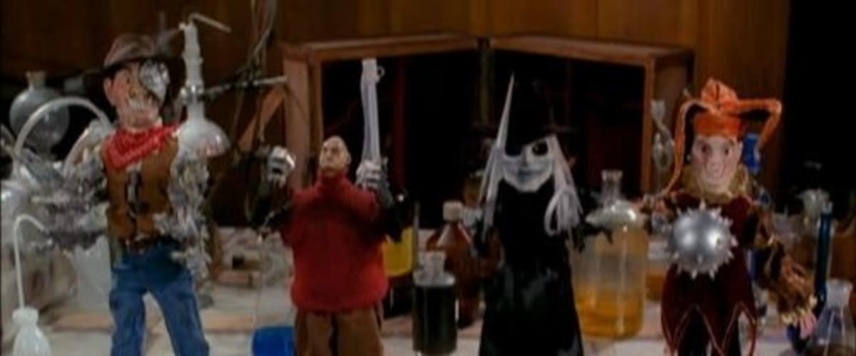 Puppet Master vs Demonic Toys