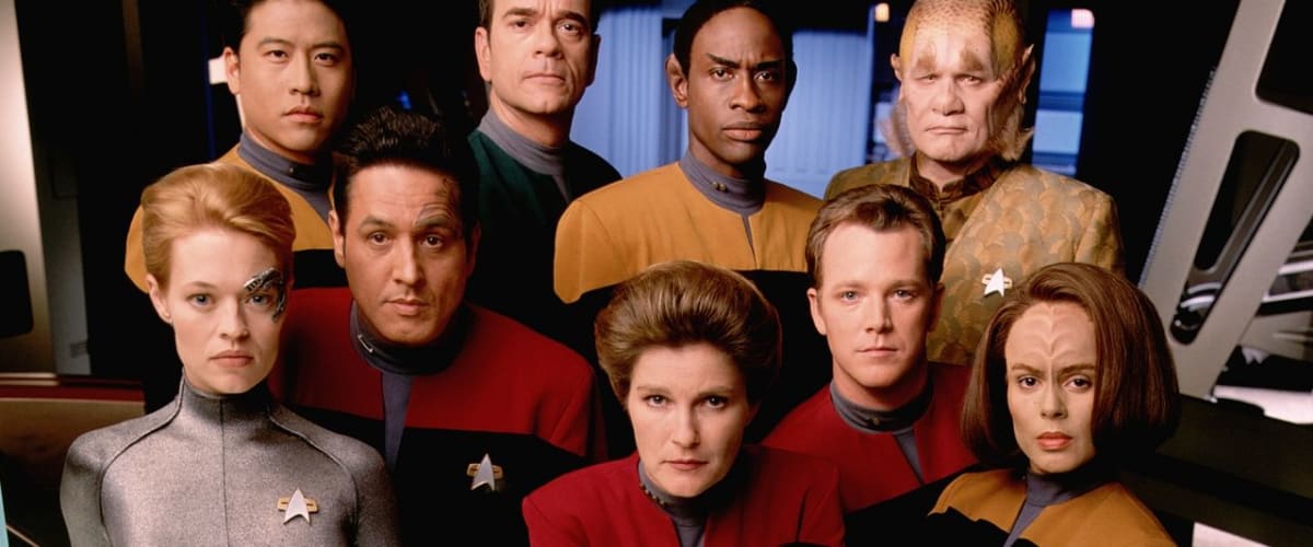 Star trek best sale voyager season 3