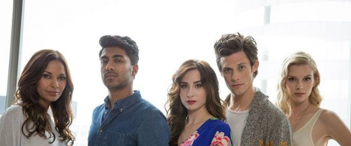 Watch Stitchers - Season 3