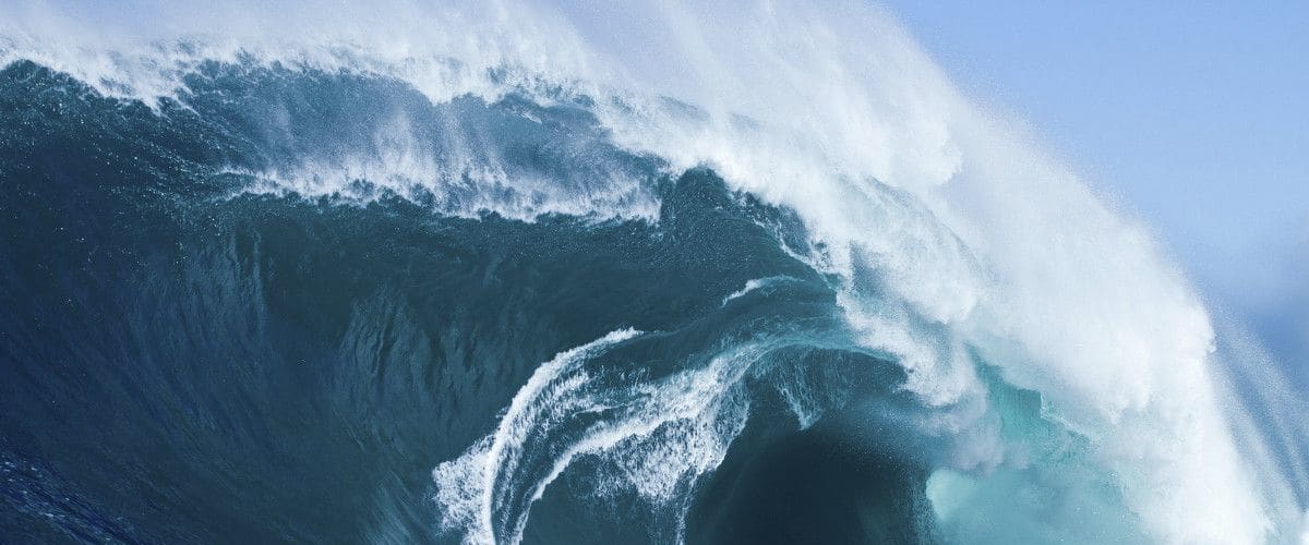 Watch Storm Surfers 3D