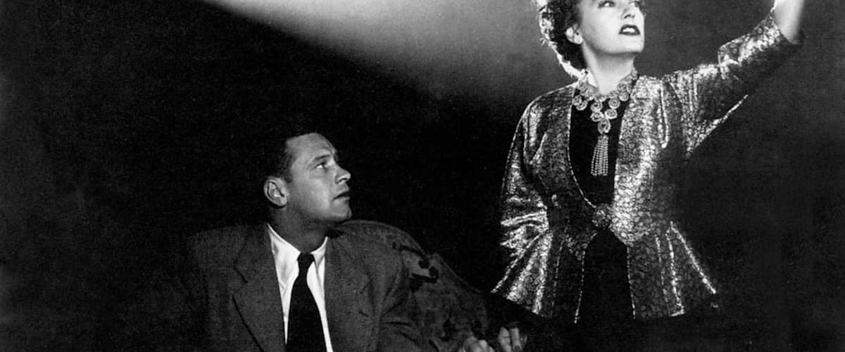 Watch Sunset Boulevard