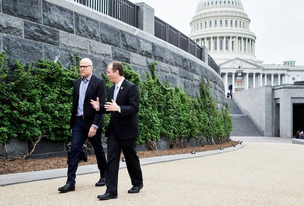 Watch The circus – Season 3