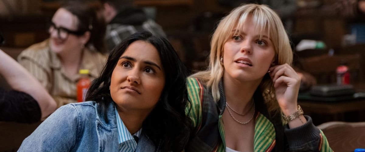 Watch The Sex Lives of College Girls - Season 3