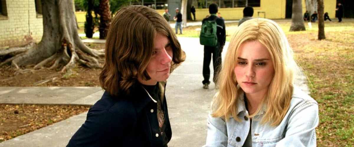 Watch White Oleander