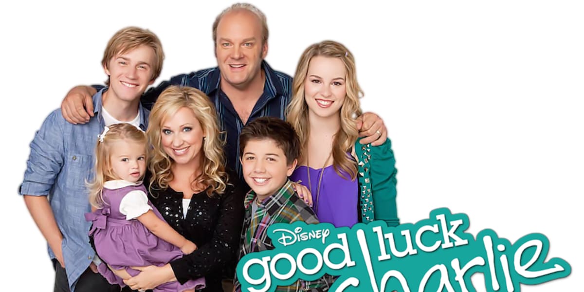 Good Luck Charlie - Season 2