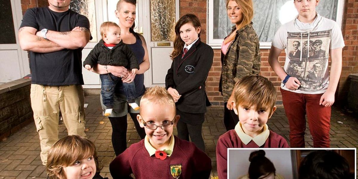 Shameless (UK) - Season 3