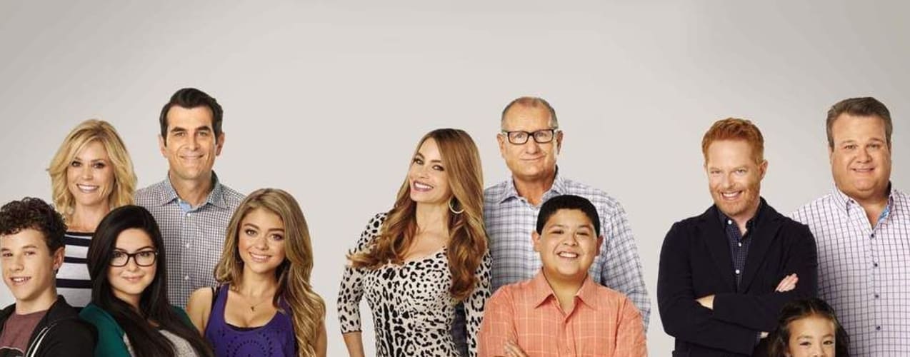 Modern Family - Season 10 Full Movie Watch Online 123Movies