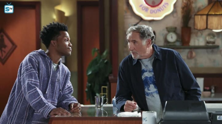 Superior Donuts - Season 1