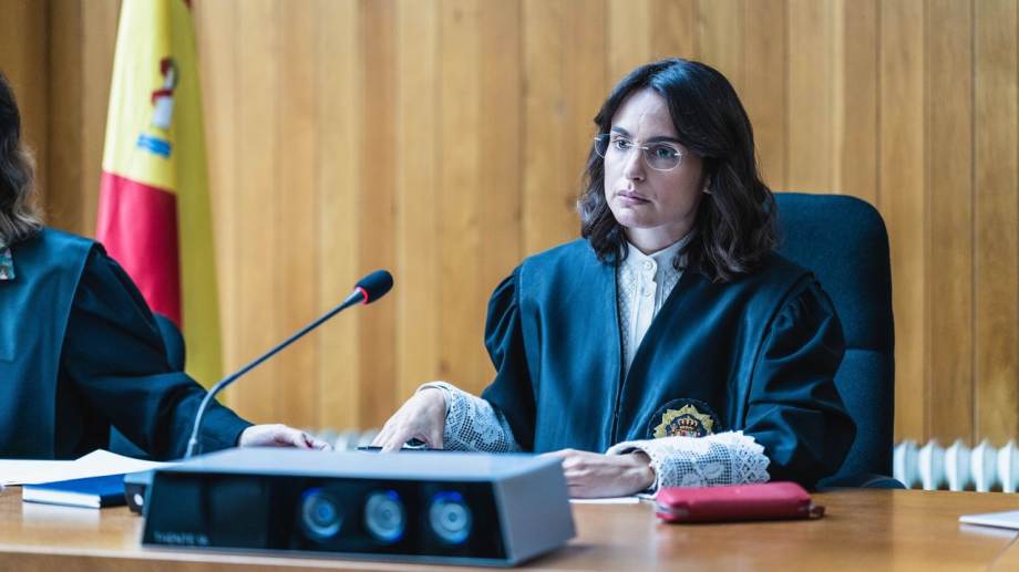 Watch Artificial Justice