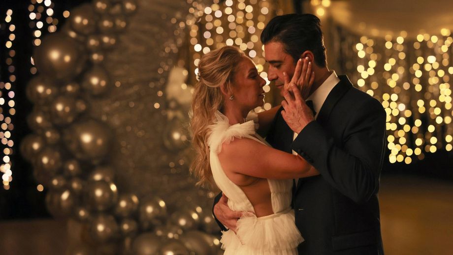 Watch Christmas in the Ballroom