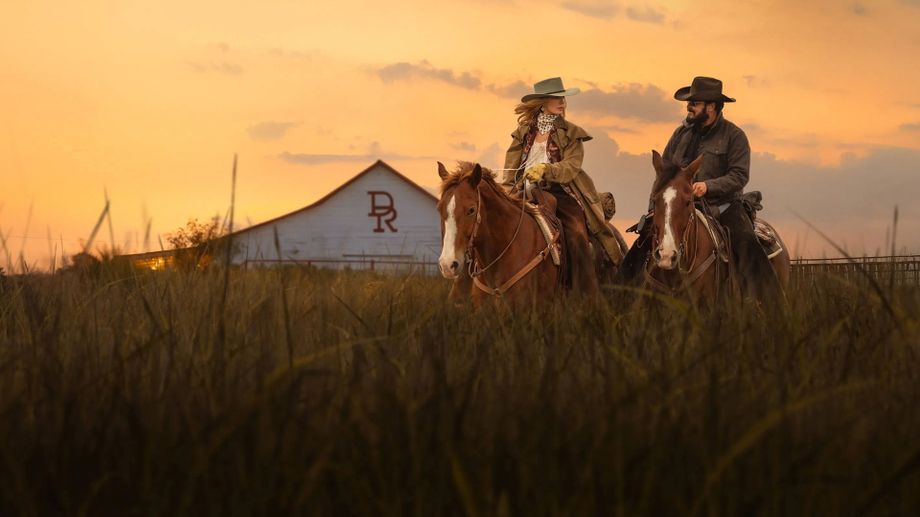 Watch Dutton Ranch - Season 1