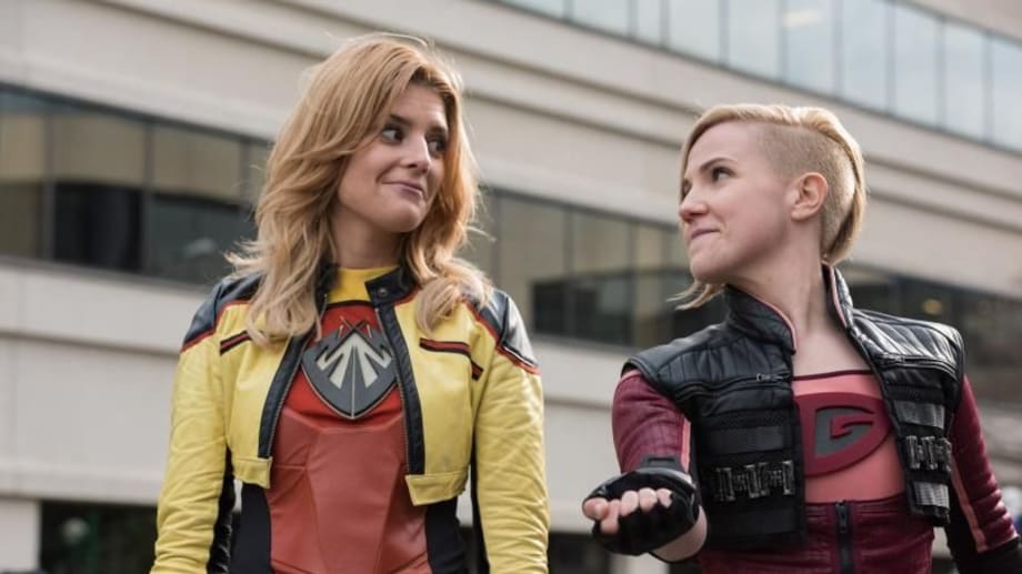 Watch Electra Woman Dyna Girl