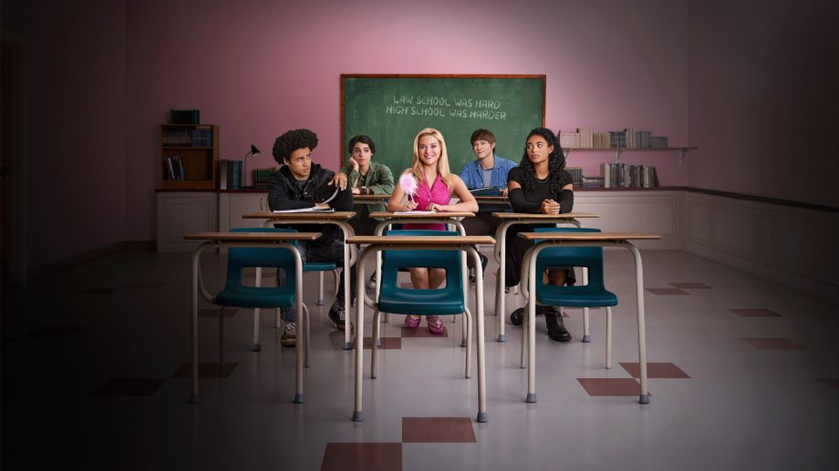 Watch Elle - Season 1