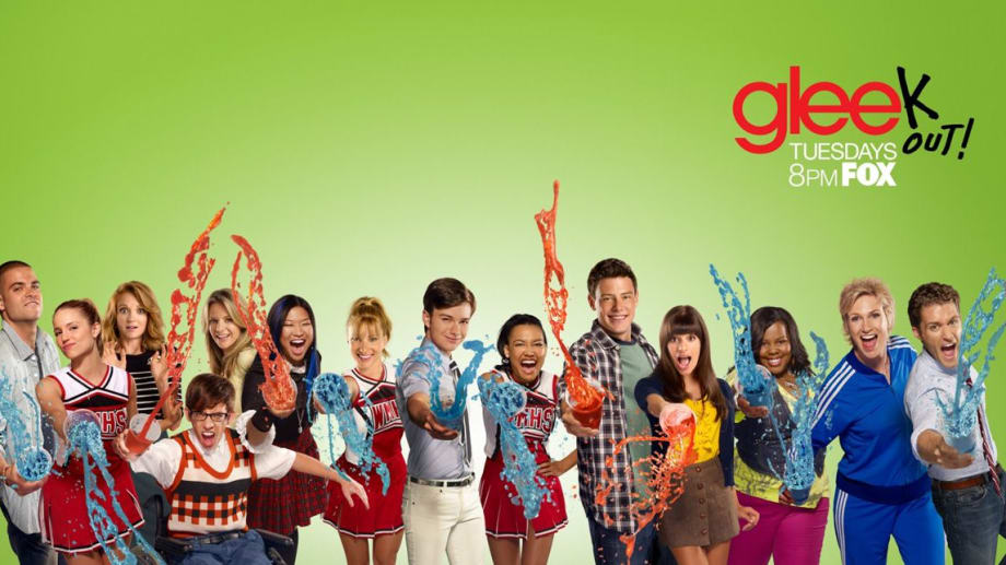 Watch Glee - Season 2