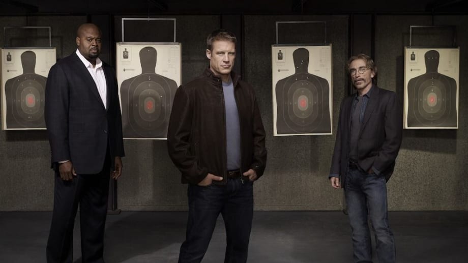 Watch Human Target - Season 1