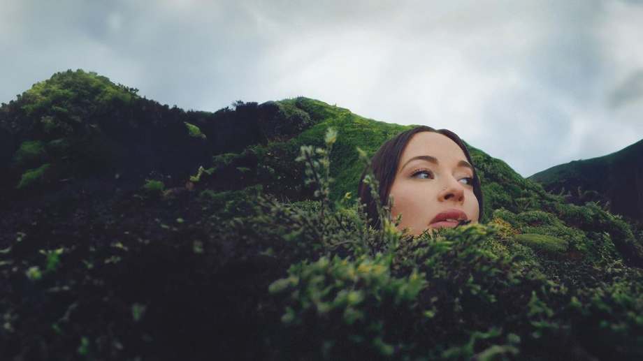 Watch Kacey Musgraves: Deeper Well World Tour Live