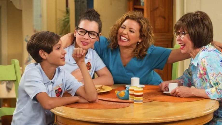 Watch One Day At A Time - Season 2