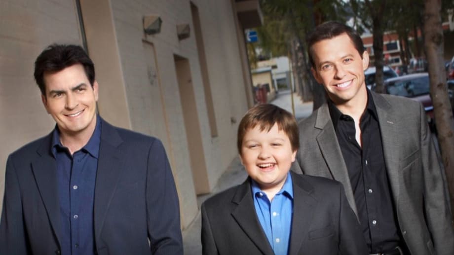Watch Two and a Half Men - Season 4